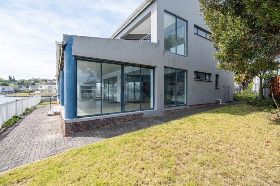 4 Bedroom Property for Sale in Royal Alfred Marina Eastern Cape